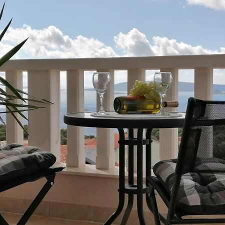 Apartments Blue Lagoon Трогір Екстер'єр фото