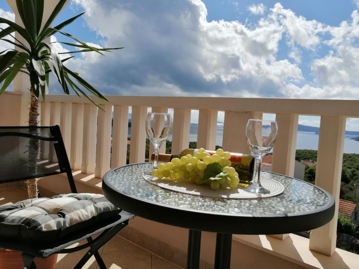 Apartments Blue Lagoon Трогір Екстер'єр фото