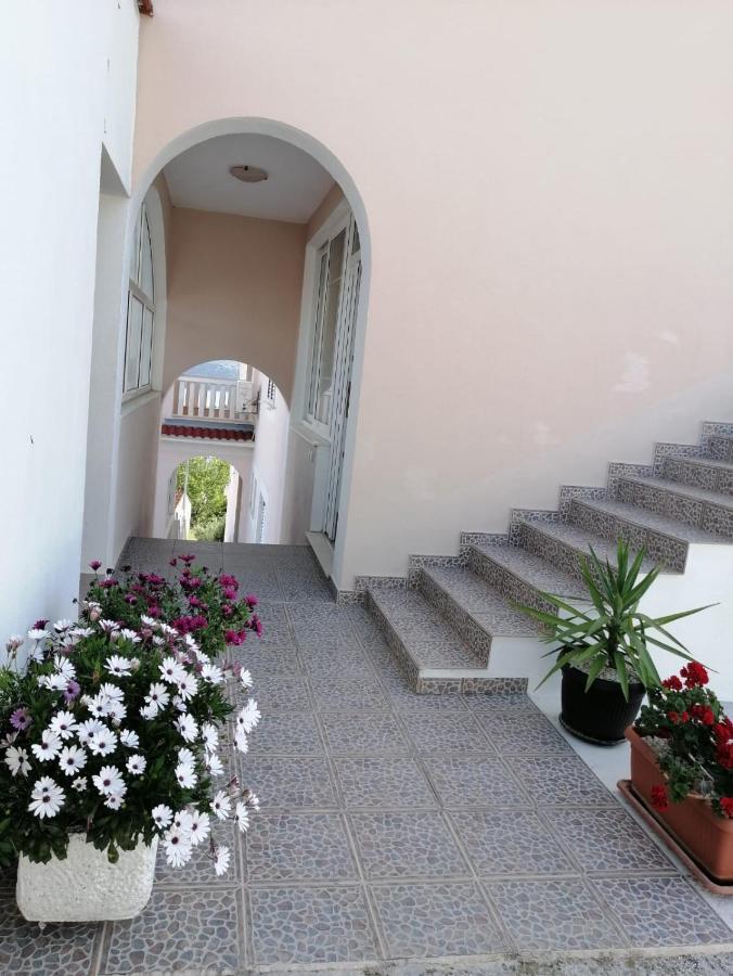 Apartments Blue Lagoon Трогір Екстер'єр фото