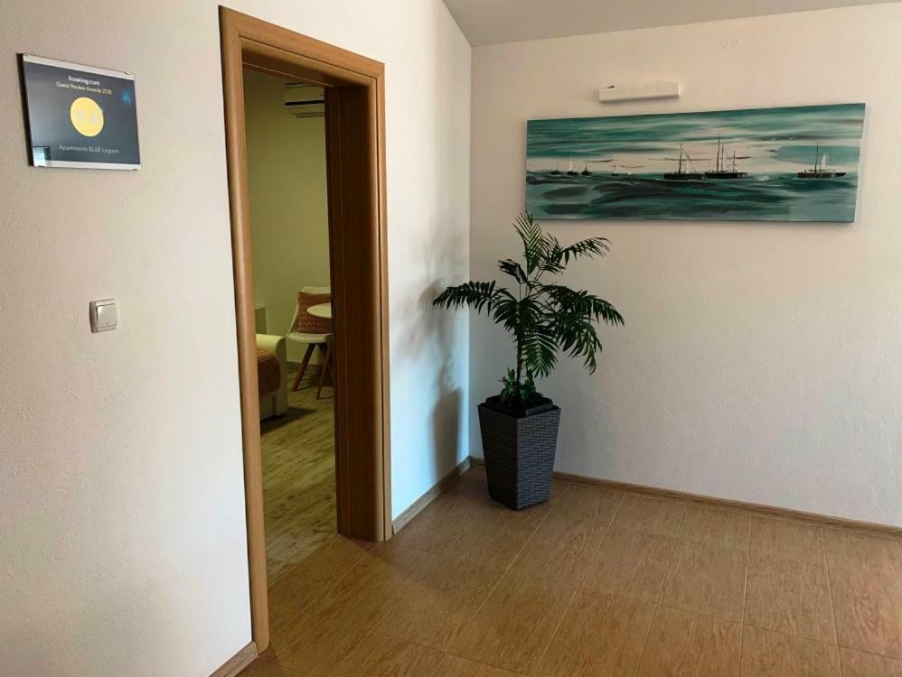 Apartments Blue Lagoon Трогір Екстер'єр фото